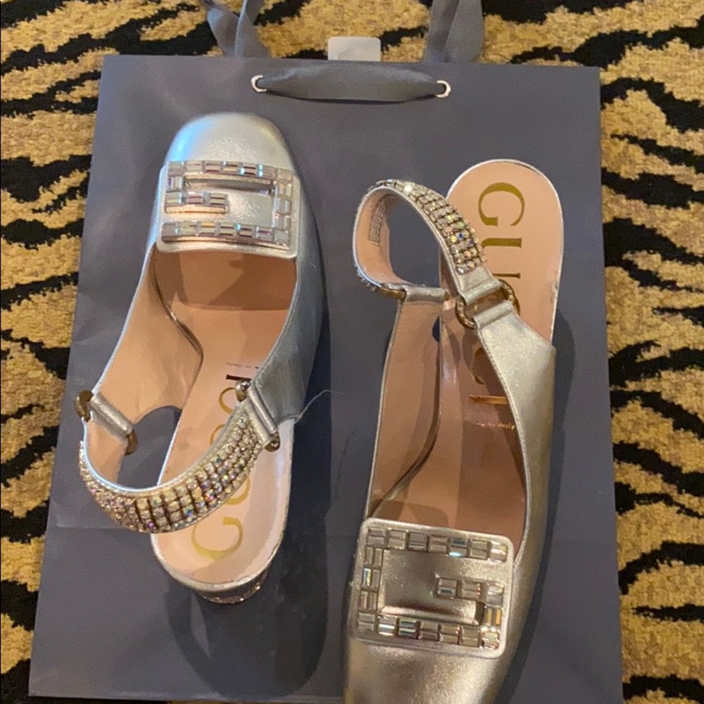 Gucci shoes size 40